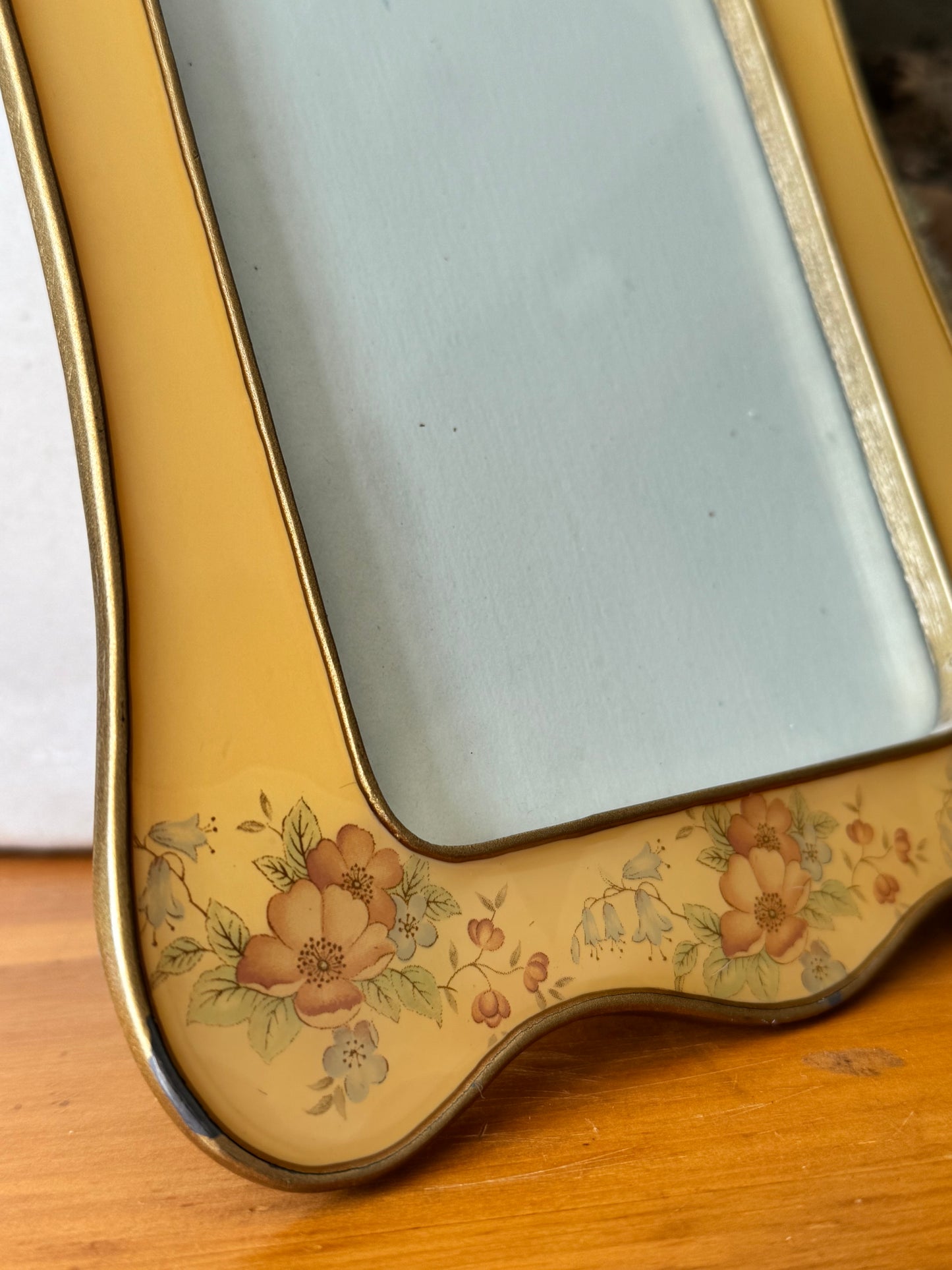 Vintage Picture frame 1985