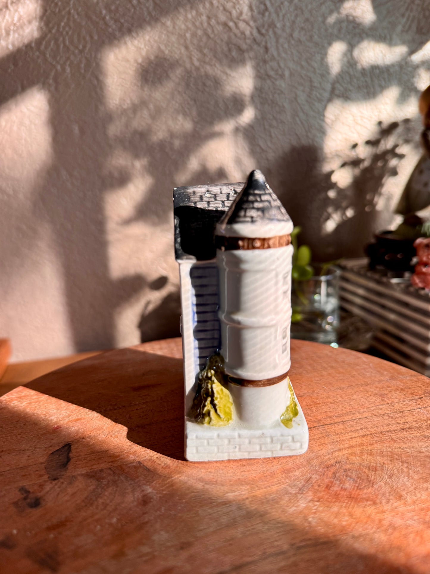 Vintage Victorian House Pepper Shaker