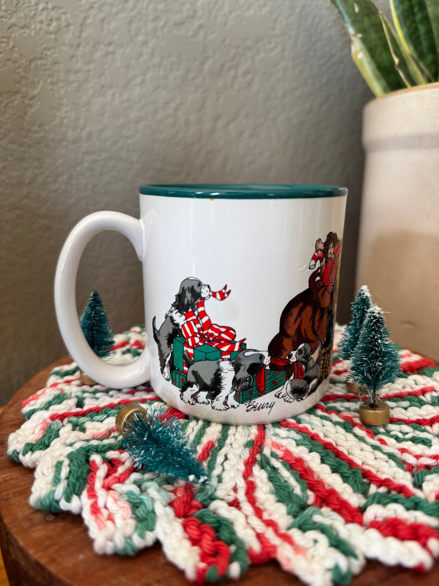 Vintage Santa with Puppies Mug