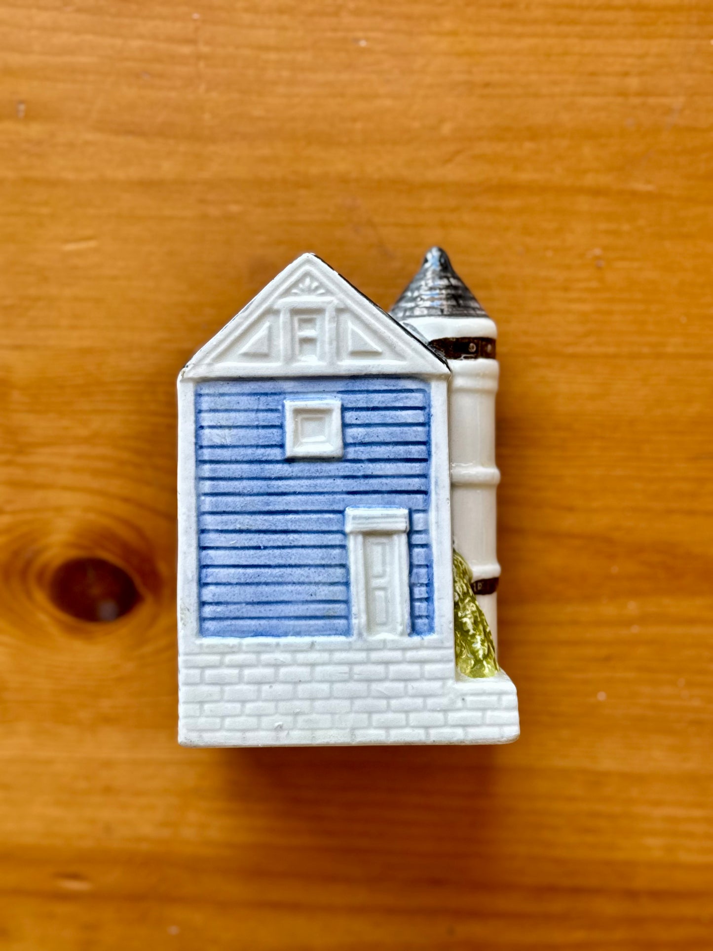 Vintage Victorian House Pepper Shaker