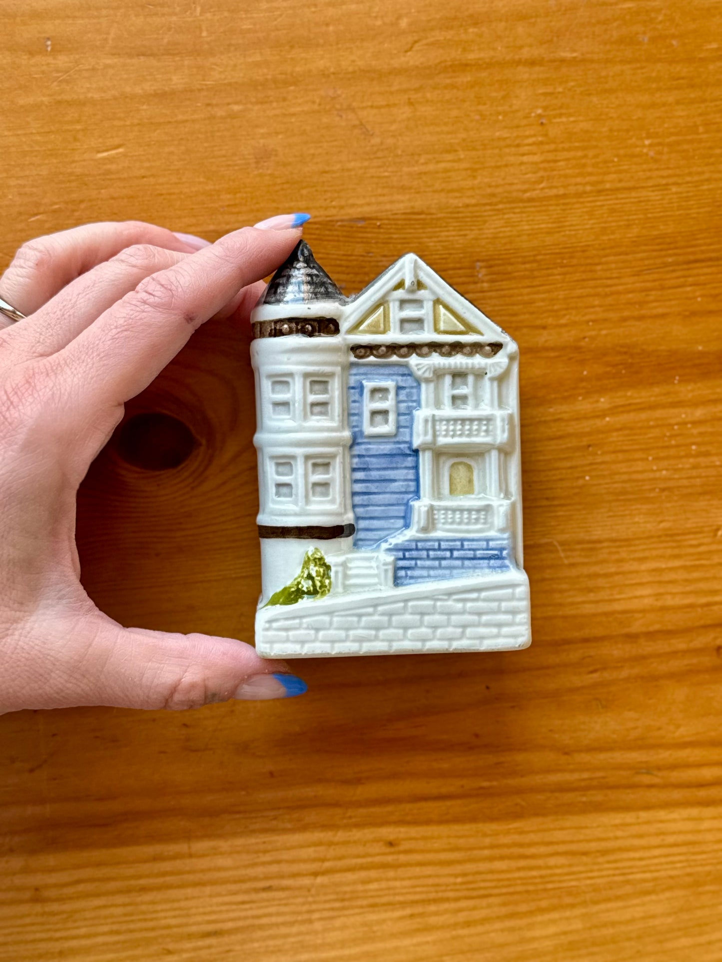 Vintage Victorian House Pepper Shaker