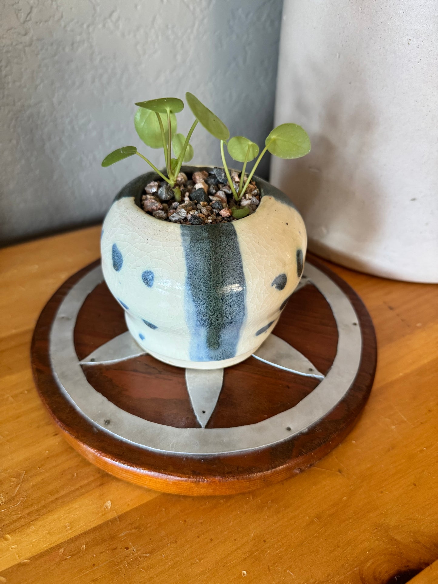 Wood & Metal Flower Trivet